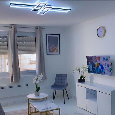 Ot Appart City Logement Elegant Et Central Clermont-Ferrand Exterior foto